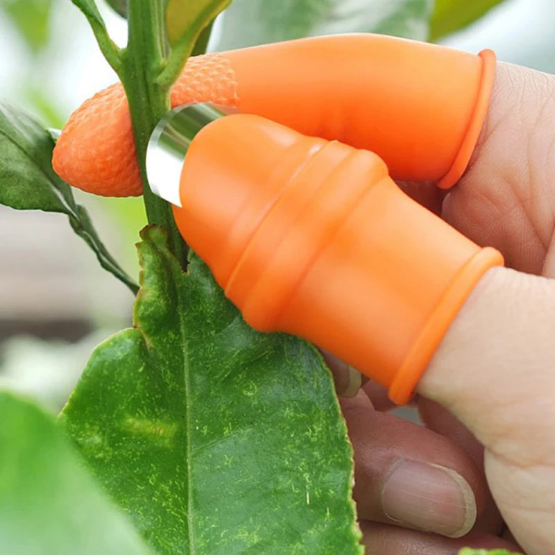 Thumb Cutter Gardening Tool